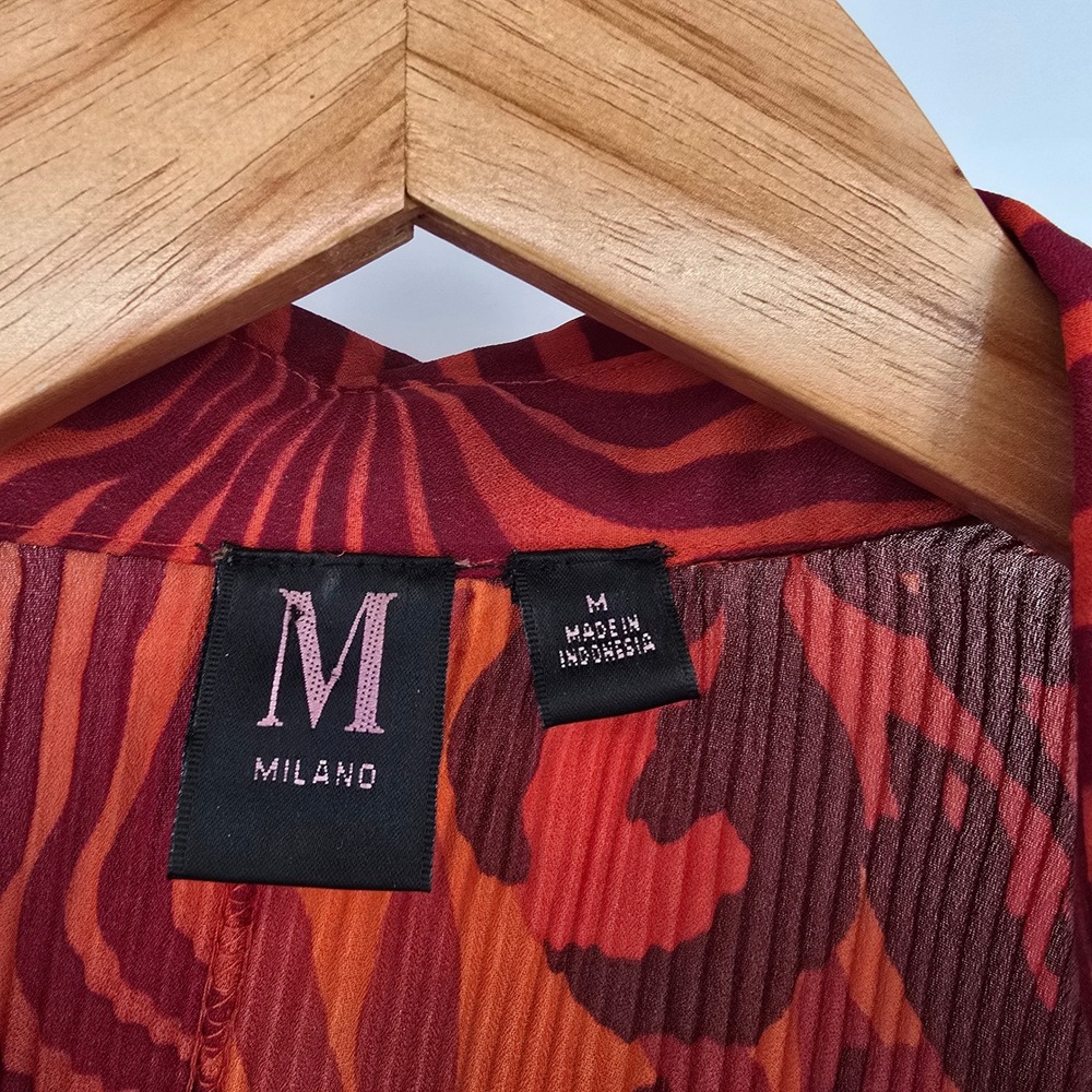 Red & Orange Abstract Button-Down Shirt - Picture 4 of 10